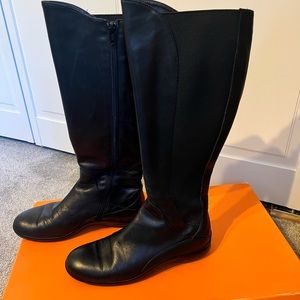 Attikis Giusti Leombruni Italian leather boots. Black Napa color. Euro size 39.5